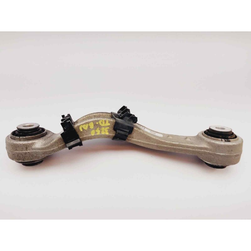 Recambio de brazo suspension superior trasero derecho para bmw serie 5 lim. (f10) 520d referencia OEM IAM 33326782135 3326782135