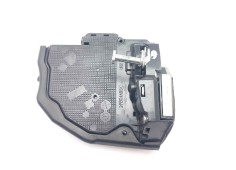 Recambio de cerradura puerta trasera derecha para toyota auris active referencia OEM IAM 6905005051  