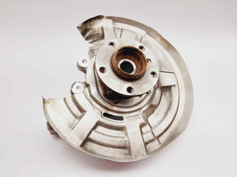 Recambio de mangueta trasera izquierda para bmw serie 5 lim. (f10) 520d referencia OEM IAM 33326793769  