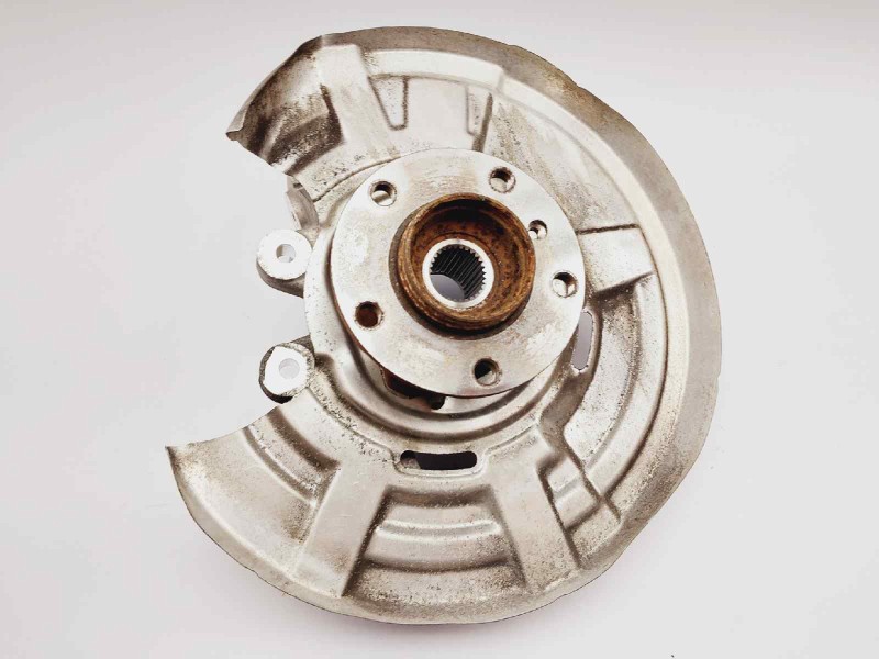 Recambio de mangueta trasera izquierda para bmw serie 5 lim. (f10) 520d referencia OEM IAM 33326793769  