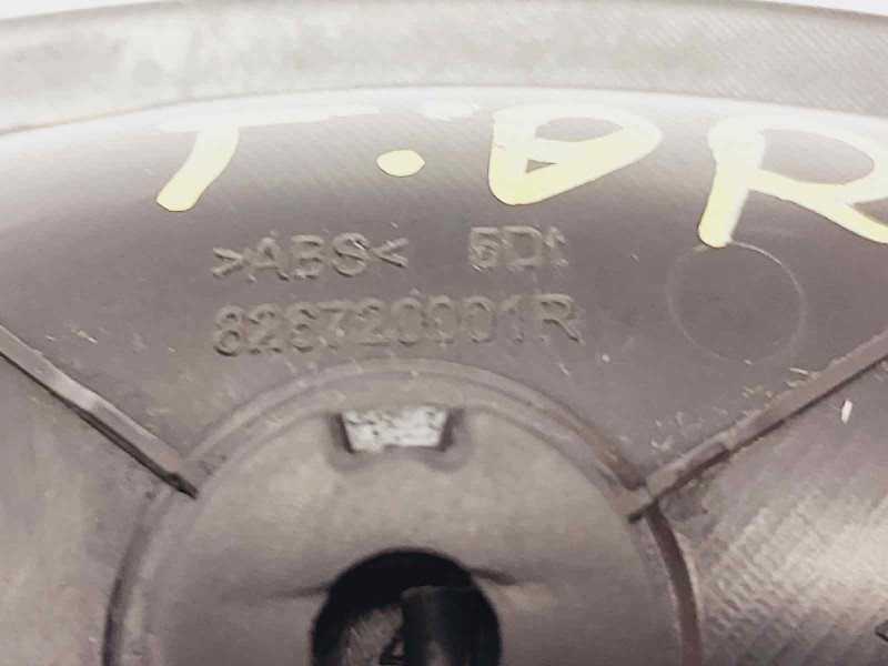 Recambio de maneta interior trasera derecha para renault clio iv business referencia OEM IAM 826720001R  