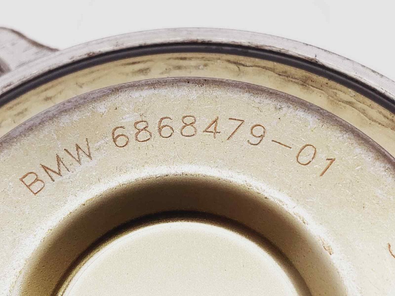 Recambio de buje para bmw serie 5 lim. (f10) 520d referencia OEM IAM 686847901  