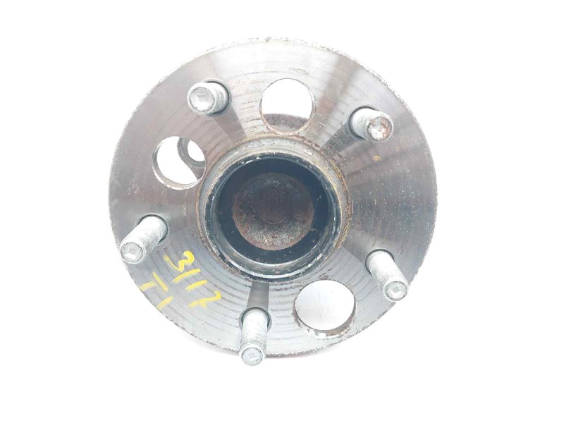 Recambio de buje para toyota auris active referencia OEM IAM   