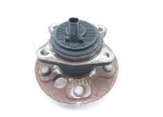 Recambio de buje para toyota auris active referencia OEM IAM 4245002121   2