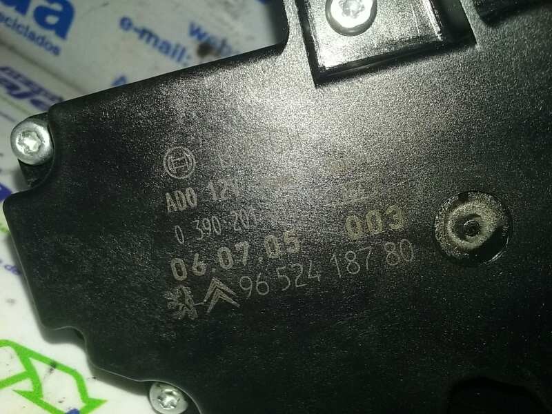 Recambio de motor limpia trasero para peugeot 207 sport referencia OEM IAM 9652418780 0390201813 BOSCH