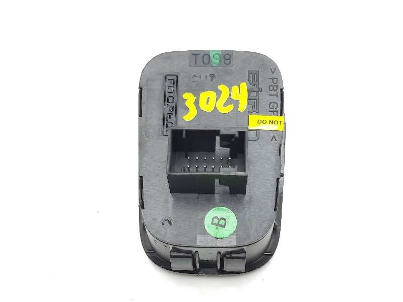 Recambio de warning para fiat fiorino furgón sx referencia OEM IAM 07354611260  