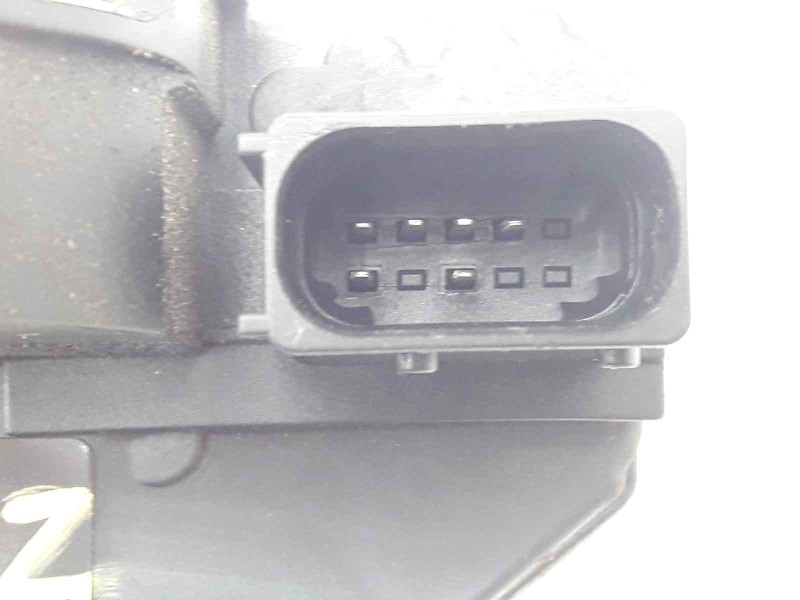 Recambio de cerradura puerta delantera izquierda para chevrolet aveo berlina hatchback lt referencia OEM IAM 13579522  