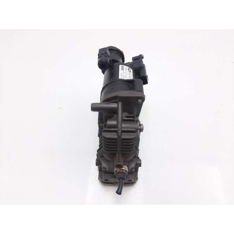 Recambio de bomba suspension para land rover range rover sport v6 td se referencia OEM IAM A50076050 BH3219G525DD 