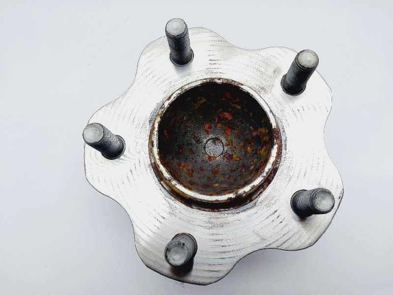 Recambio de buje para nissan pulsar (c13) tekna referencia OEM IAM 432023ZL0A  