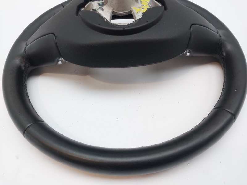 Recambio de volante para dacia lodgy referencia OEM IAM 484006290R  