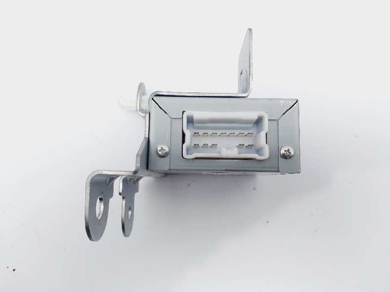 Recambio de modulo electronico para nissan pulsar (c13) tekna referencia OEM IAM 284F03ZL0A  