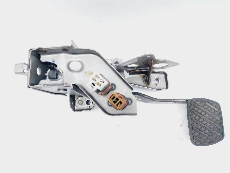 Recambio de pedal freno para nissan pulsar (c13) tekna referencia OEM IAM 465013RA0B  