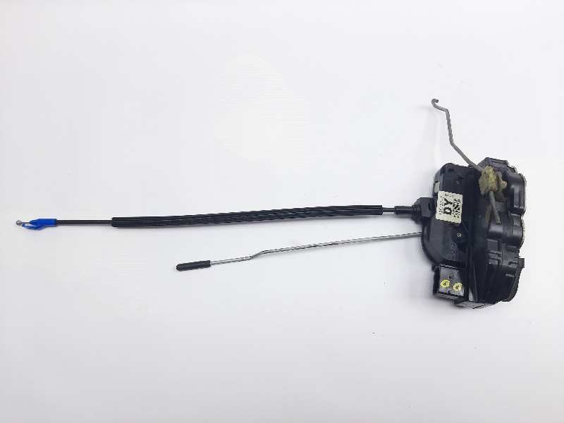 Recambio de cerradura puerta delantera derecha para chevrolet cruze lt referencia OEM IAM 13578277  