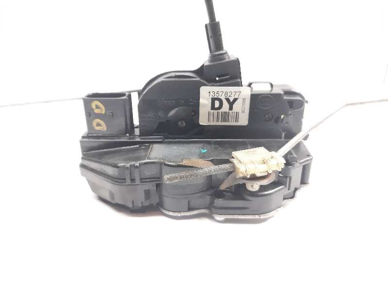 Recambio de cerradura puerta delantera derecha para chevrolet cruze lt referencia OEM IAM 13578277  