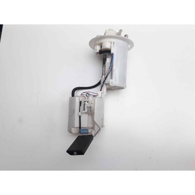 Recambio de bomba combustible para toyota auris touring sports (e18) hybrid active referencia OEM IAM   