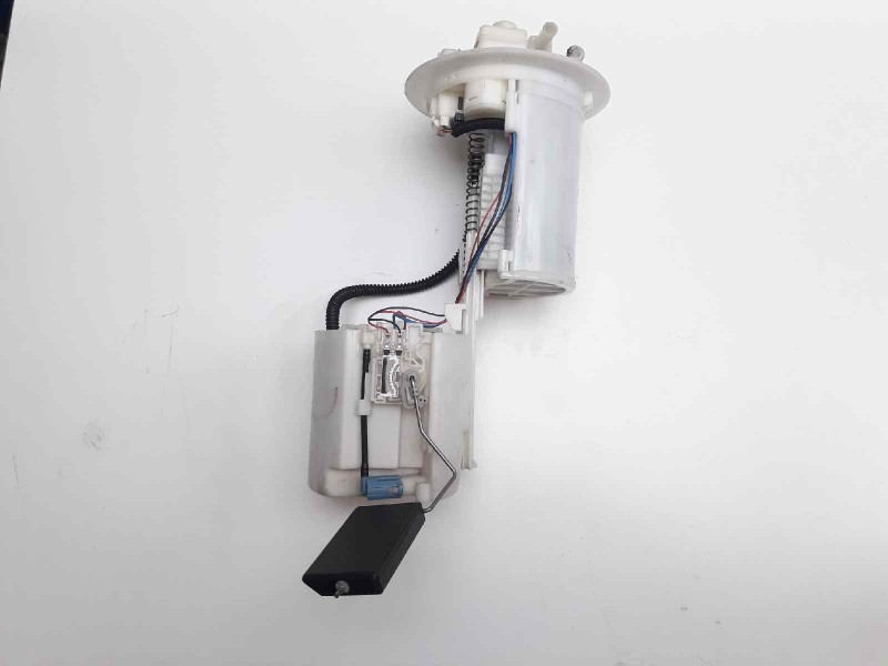 Recambio de bomba combustible para toyota auris touring sports (e18) hybrid active referencia OEM IAM   