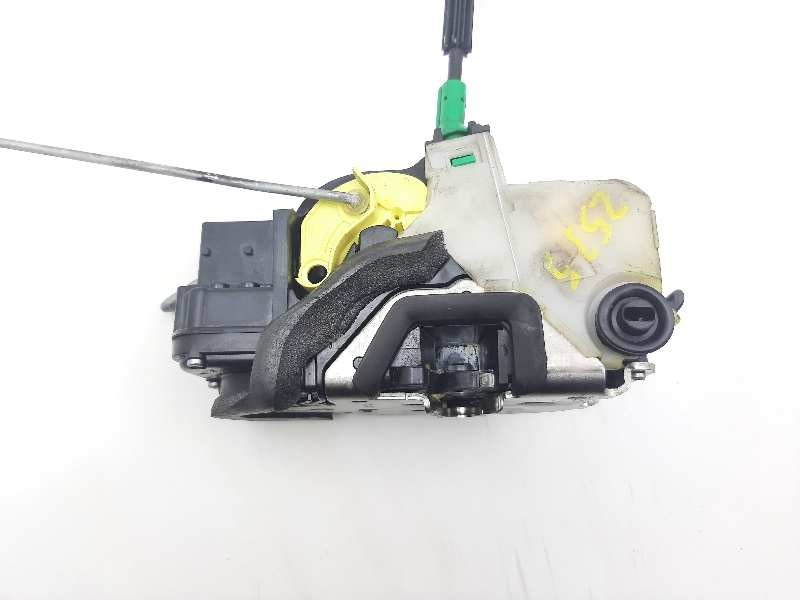 Recambio de cerradura puerta trasera izquierda para chevrolet cruze lt referencia OEM IAM 13578244  