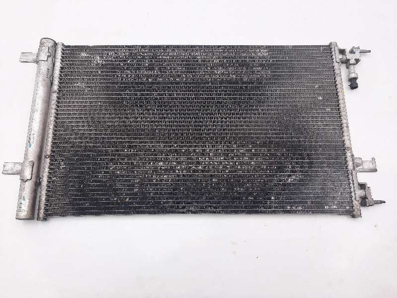 Recambio de condensador / radiador aire acondicionado para chevrolet cruze lt referencia OEM IAM 13267649 J11E25A 
