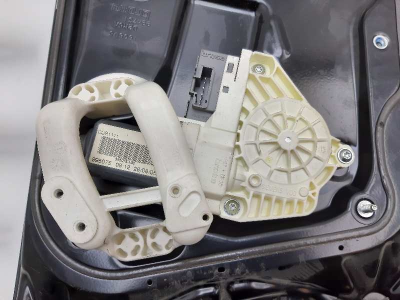 Recambio de elevalunas delantero derecho para land rover range rover sport v6 td se referencia OEM IAM CUH500101 994482105 99507