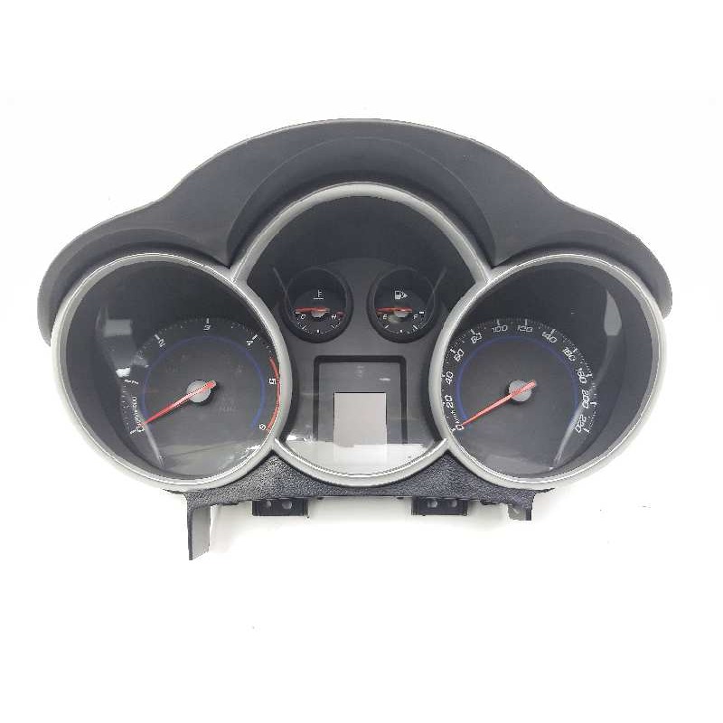 Recambio de cuadro instrumentos para chevrolet cruze lt referencia OEM IAM 95472851  