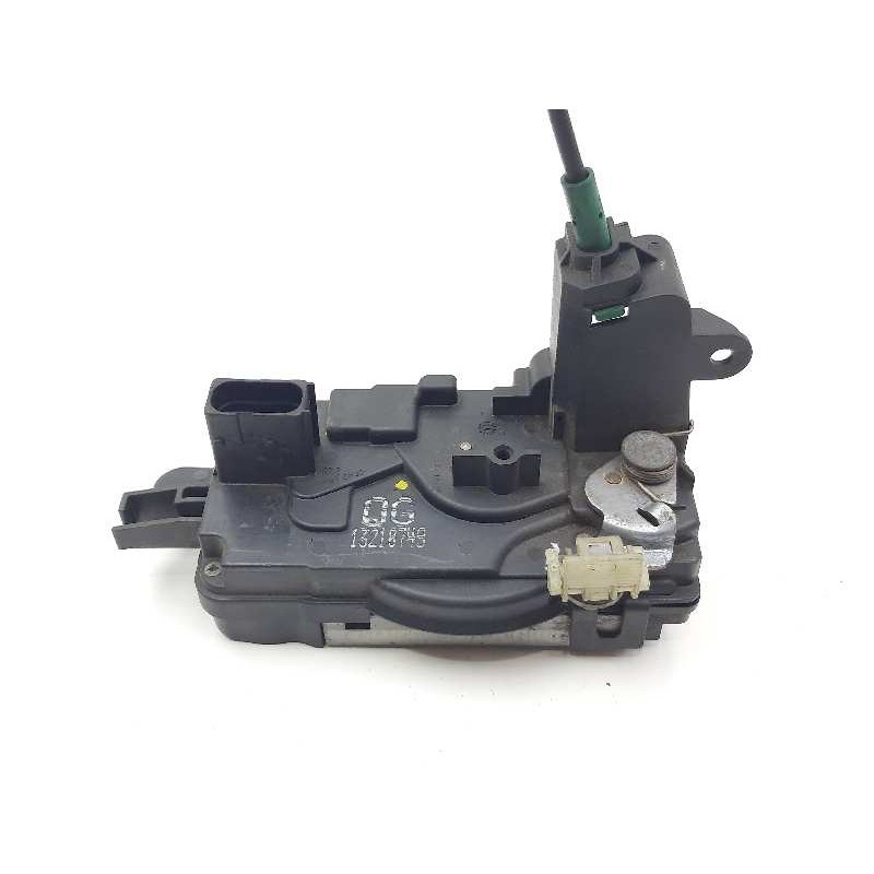 Recambio de cerradura puerta delantera derecha para opel zafira b sport referencia OEM IAM 13210749  