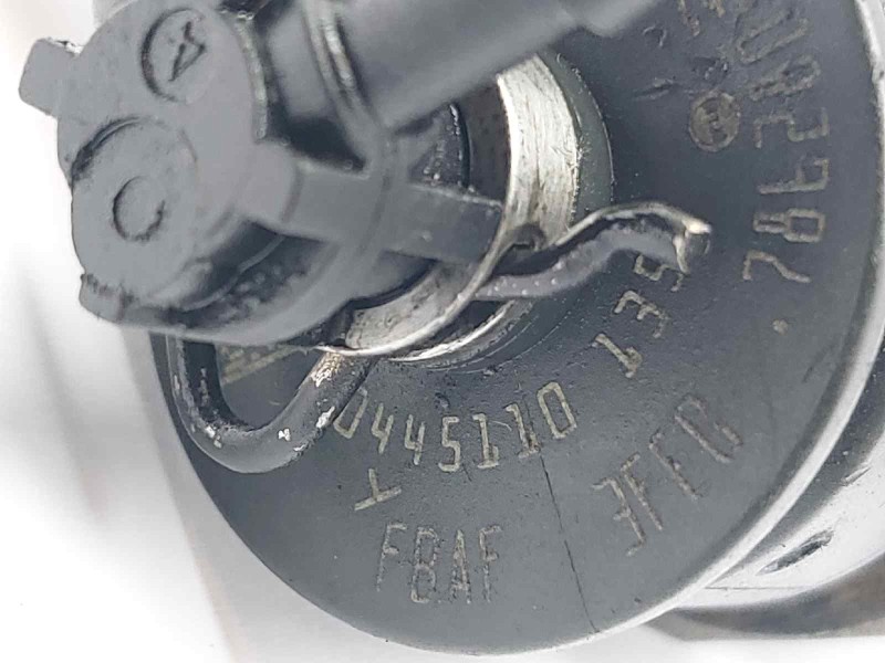 Recambio de inyector para peugeot 206 berlina x-line referencia OEM IAM 0445110135  