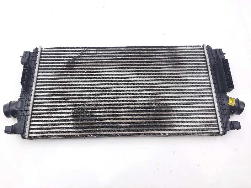 Recambio de intercooler para chevrolet cruze lt referencia OEM IAM 13267647  