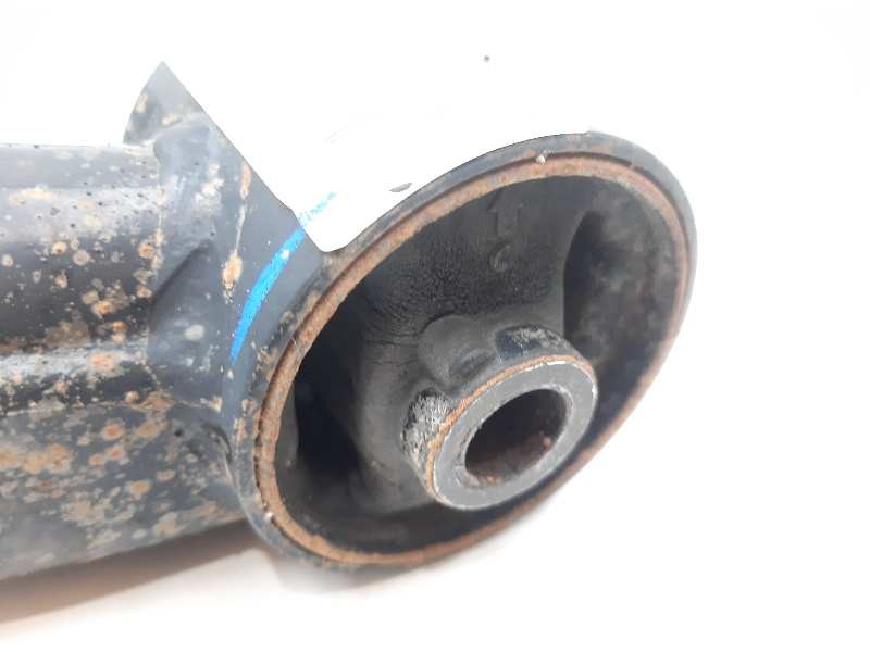 Recambio de brazo suspension inferior trasero derecho para land rover range rover sport v6 td se referencia OEM IAM RHI500244  