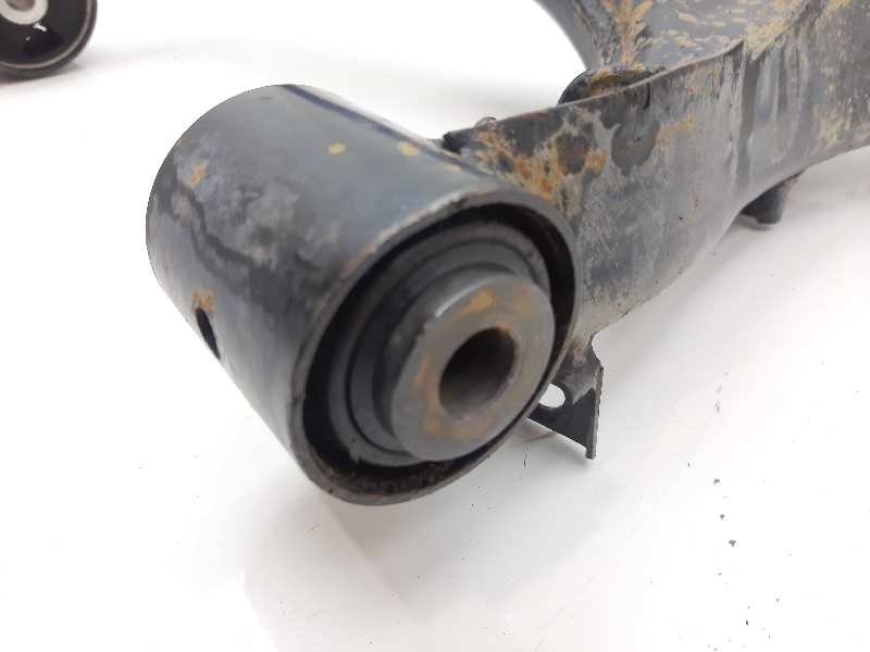 Recambio de brazo suspension inferior trasero izquierdo para land rover range rover sport v6 td se referencia OEM IAM  RGG500293