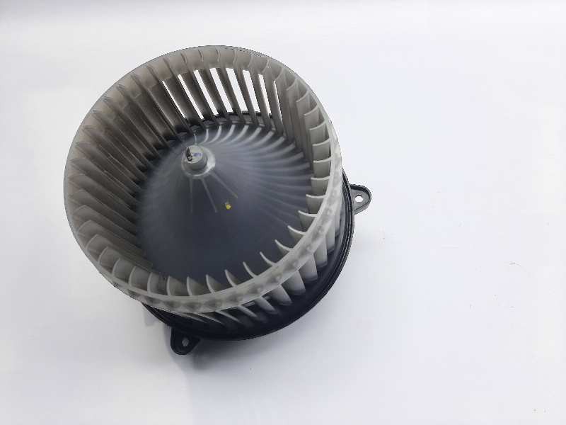 Recambio de motor calefaccion para chevrolet cruze lt referencia OEM IAM 5242710201  