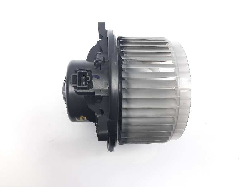 Recambio de motor calefaccion para chevrolet cruze lt referencia OEM IAM 5242710201  