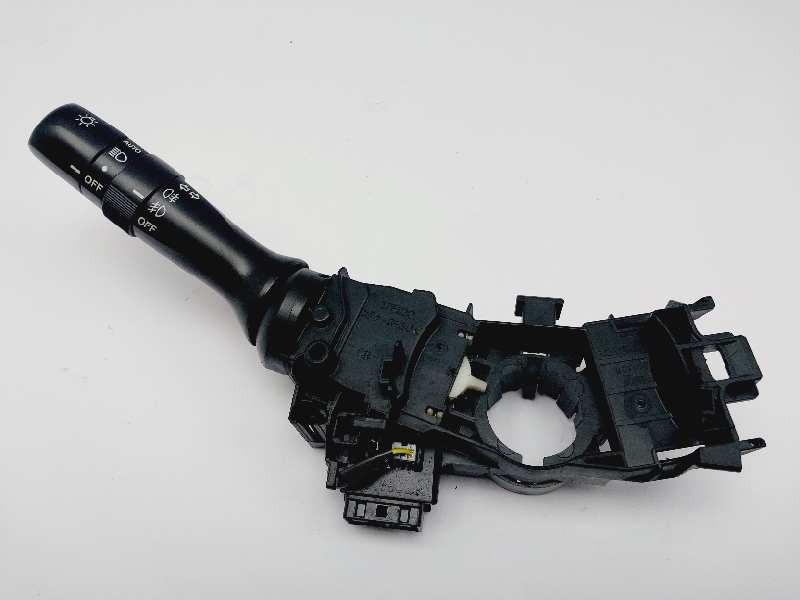 Recambio de mando luces para lexus is200 (ds2/is2) 220d referencia OEM IAM 4211017F219  