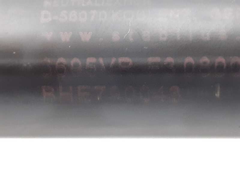 Recambio de amortiguadores maletero / porton para land rover range rover sport v6 td se referencia OEM IAM BHE790053 BHE790043 