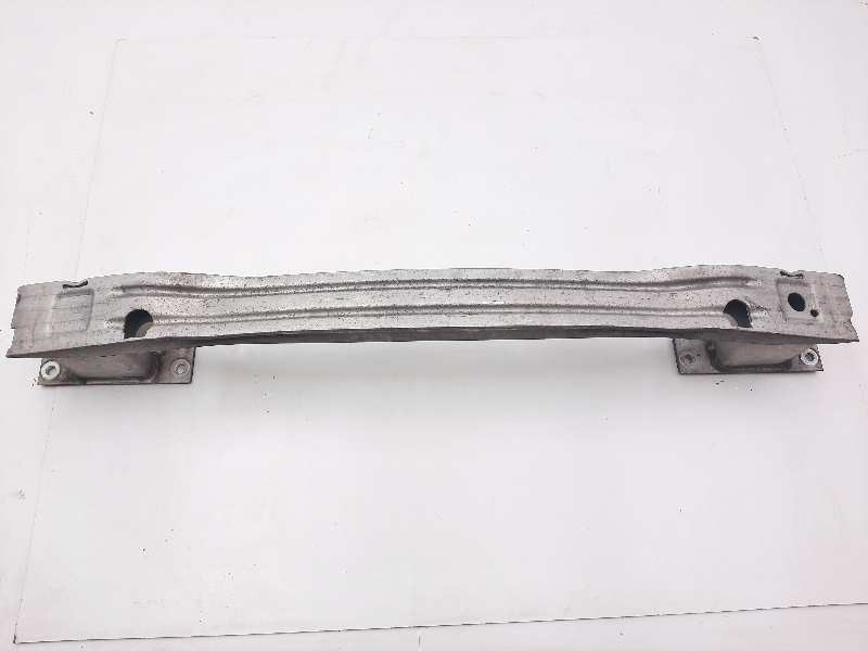 Recambio de refuerzo paragolpes trasero para chevrolet cruze lt referencia OEM IAM   