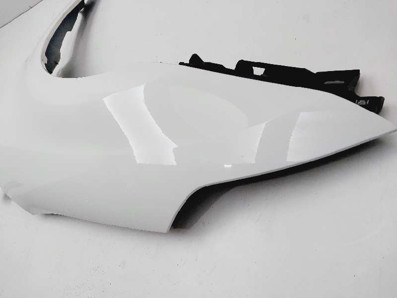 Recambio de aleta delantera izquierda para citroen c4 coupe lx referencia OEM IAM 7840Q3  