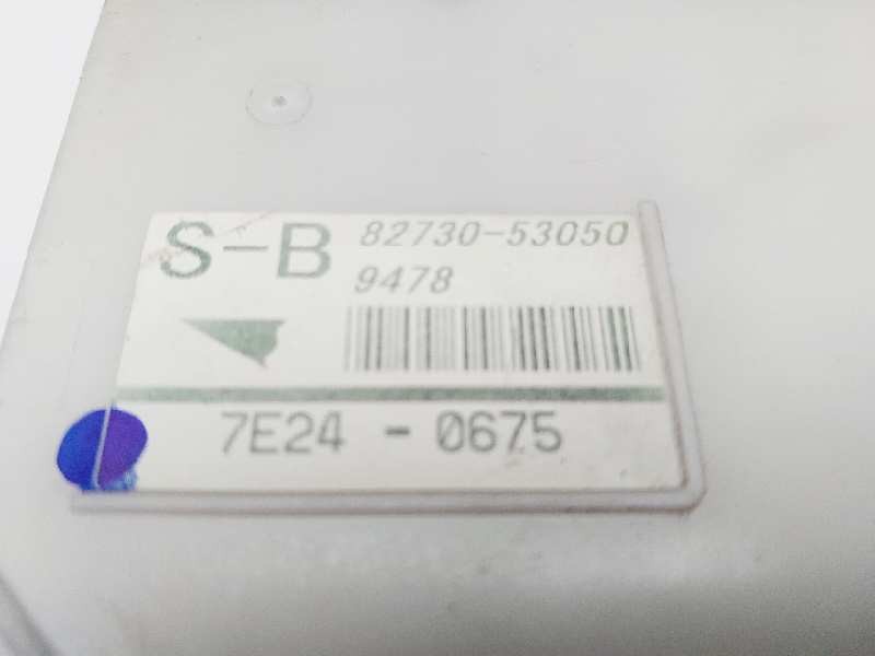 Recambio de caja reles / fusibles para lexus is200 (ds2/is2) 220d referencia OEM IAM 8273053050  