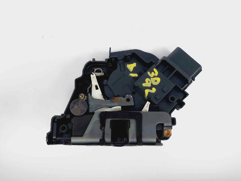 Recambio de cerradura puerta delantera izquierda para ford focus berlina (cap) trend referencia OEM IAM 4896707  