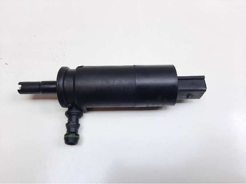 Recambio de bomba limpia para volkswagen passat berlina (3b3) comfortline referencia OEM IAM 3B7955681  