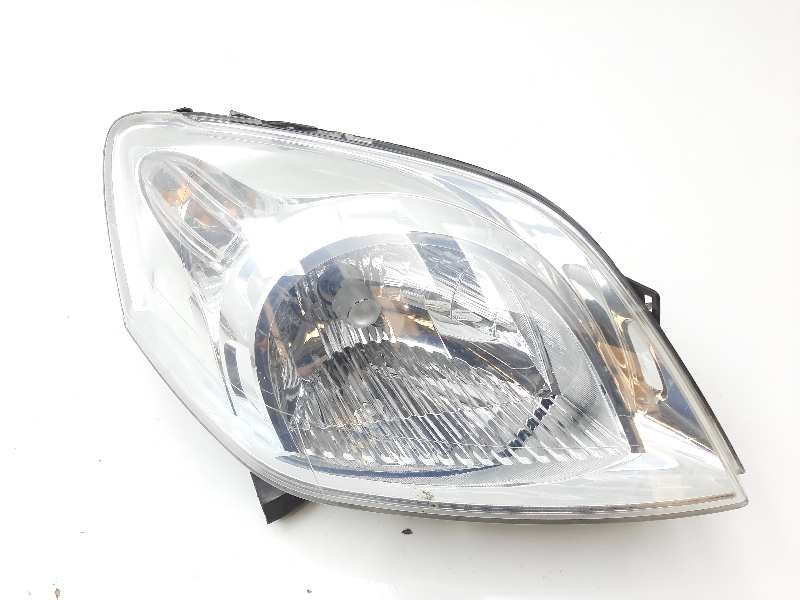 Recambio de faro derecho para fiat fiorino furgón sx referencia OEM IAM 45560393  
