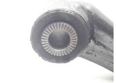 Recambio de brazo suspension inferior delantero derecho para toyota auris active referencia OEM IAM    2