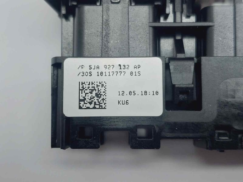 Recambio de mando multifuncion para skoda rapid active referencia OEM IAM 5JA927132AP 10117777015 