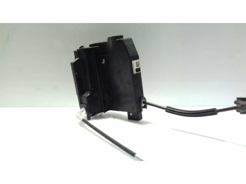 Recambio de cerradura puerta trasera derecha para peugeot 308 style referencia OEM IAM 9807954780 ELECTRICA 7 PINS