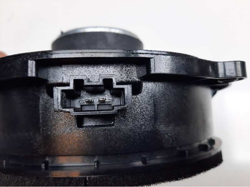 Recambio de altavoz para land rover range rover sport v6 td hse referencia OEM IAM 5H2270451LB  