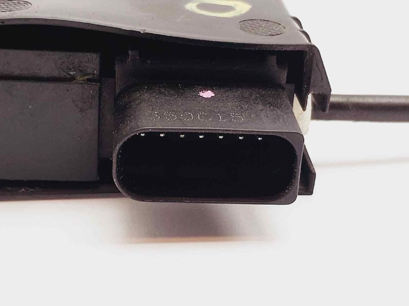 Recambio de cerradura puerta trasera derecha para citroen c4 picasso seduction referencia OEM IAM 9810310780  