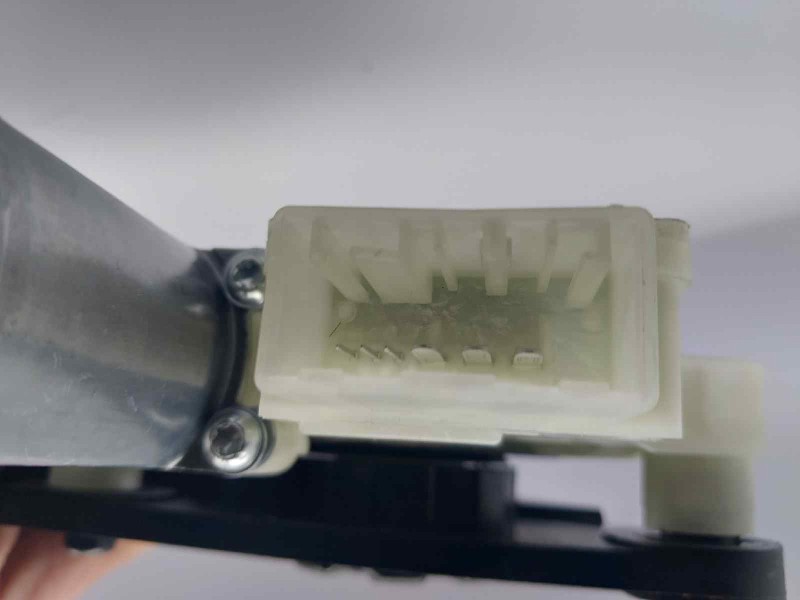 Recambio de elevalunas trasero derecho para skoda rapid active referencia OEM IAM 5JA959812L 5JJ839462 