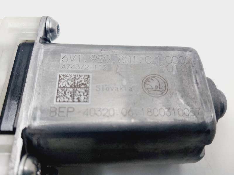 Recambio de elevalunas delantero izquierdo para skoda rapid active referencia OEM IAM 6V1959801C 5JA837461 