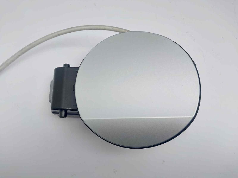 Recambio de tapa exterior combustible para skoda rapid active referencia OEM IAM 5JJ809999  