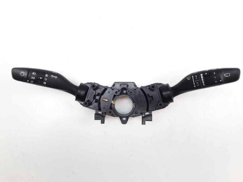 Recambio de mando luces para hyundai i20 coupe style referencia OEM IAM 299141431 299141440 