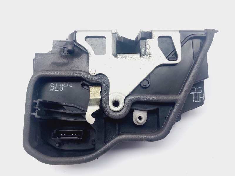 Recambio de cerradura puerta trasera izquierda para bmw x3 (e83) 2.0d referencia OEM IAM 7167075  