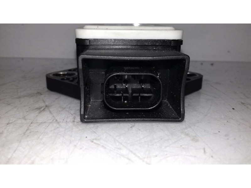 Recambio de sensor para citroen c4 berlina exclusive referencia OEM IAM 0265005715 BOSCH 9663138180